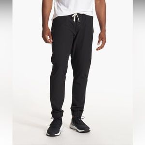 Vuori Transit Jogger Technical Men Large Black NWT